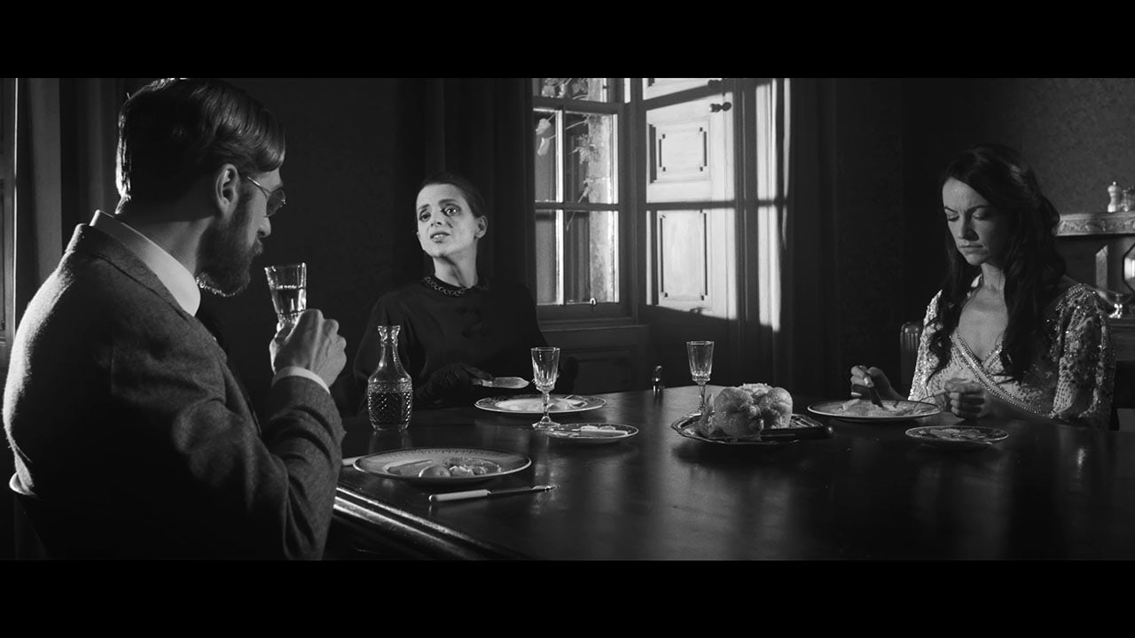 The Black Gloves film still 1